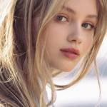 Sophie Adam Profile Picture