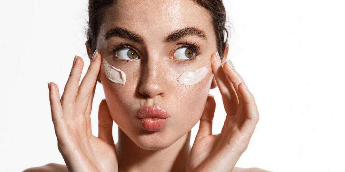 Everything You Need to Know to Begin a Natural Skin Care Regime